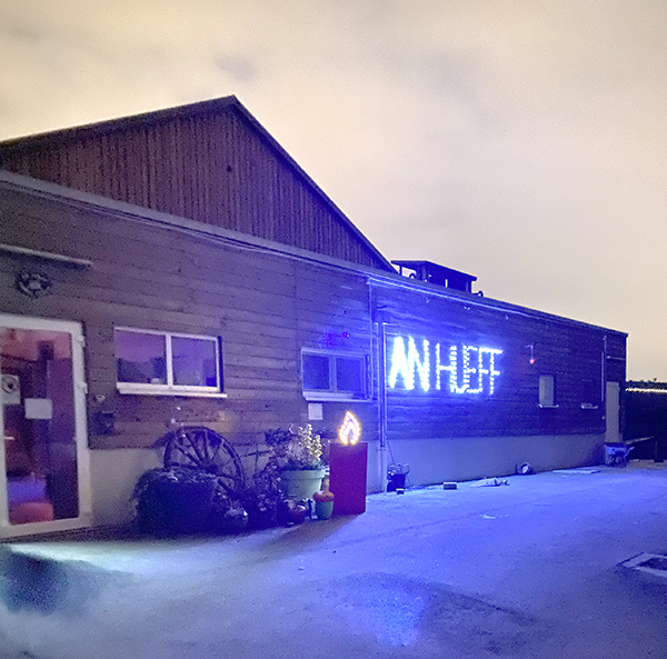 AH-noel